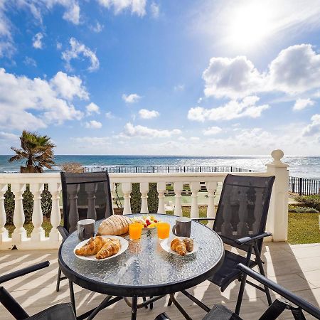 Apartment On Beach Mijas Ситио-де-Калаонда Экстерьер фото