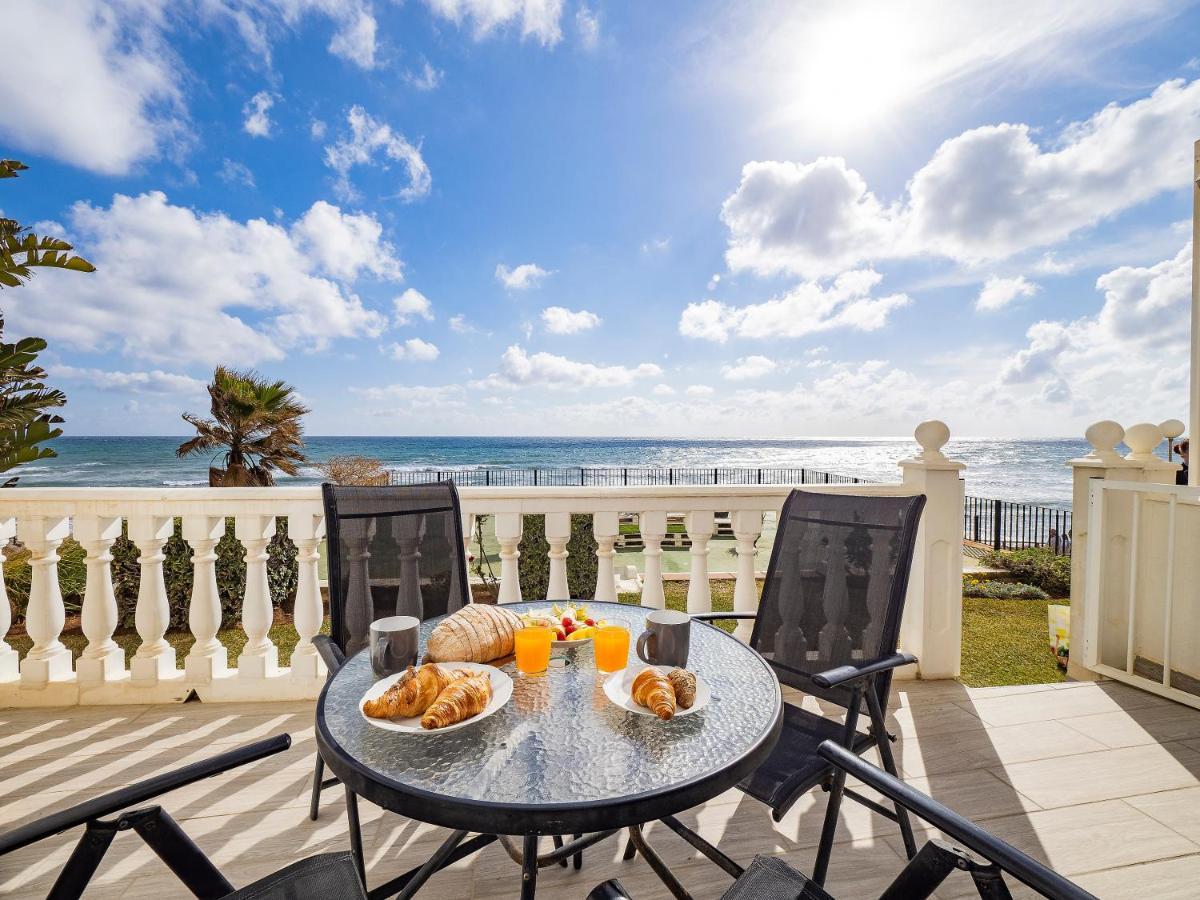Apartment On Beach Mijas Ситио-де-Калаонда Экстерьер фото
