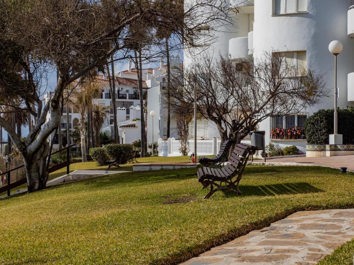 Apartment On Beach Mijas Ситио-де-Калаонда Экстерьер фото