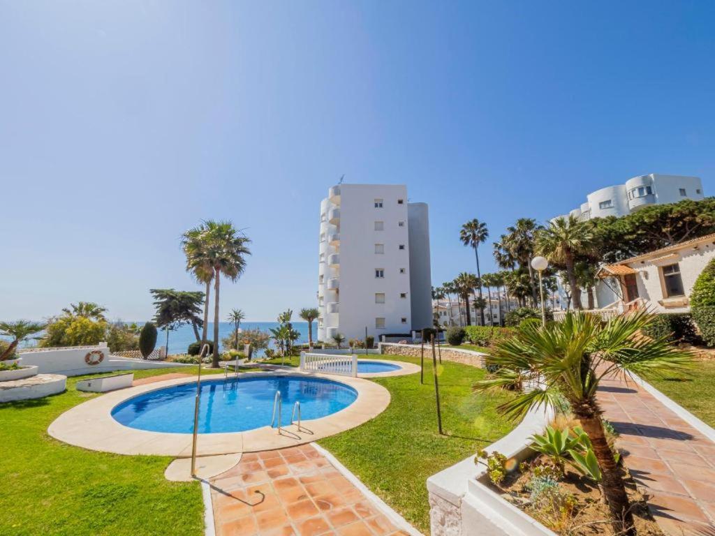 Apartment On Beach Mijas Ситио-де-Калаонда Экстерьер фото