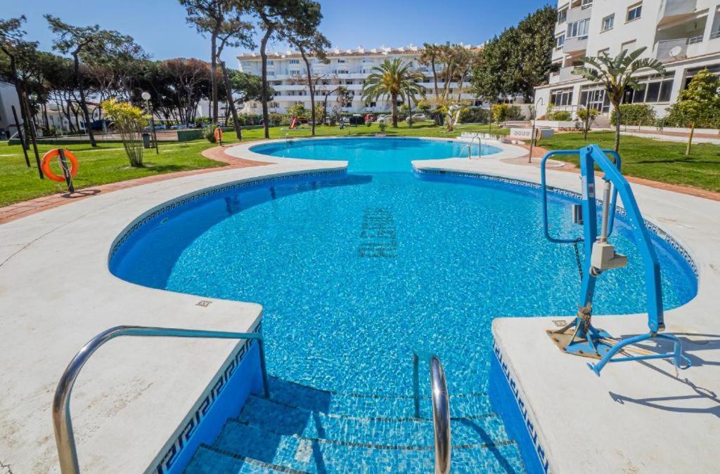 Apartment On Beach Mijas Ситио-де-Калаонда Экстерьер фото