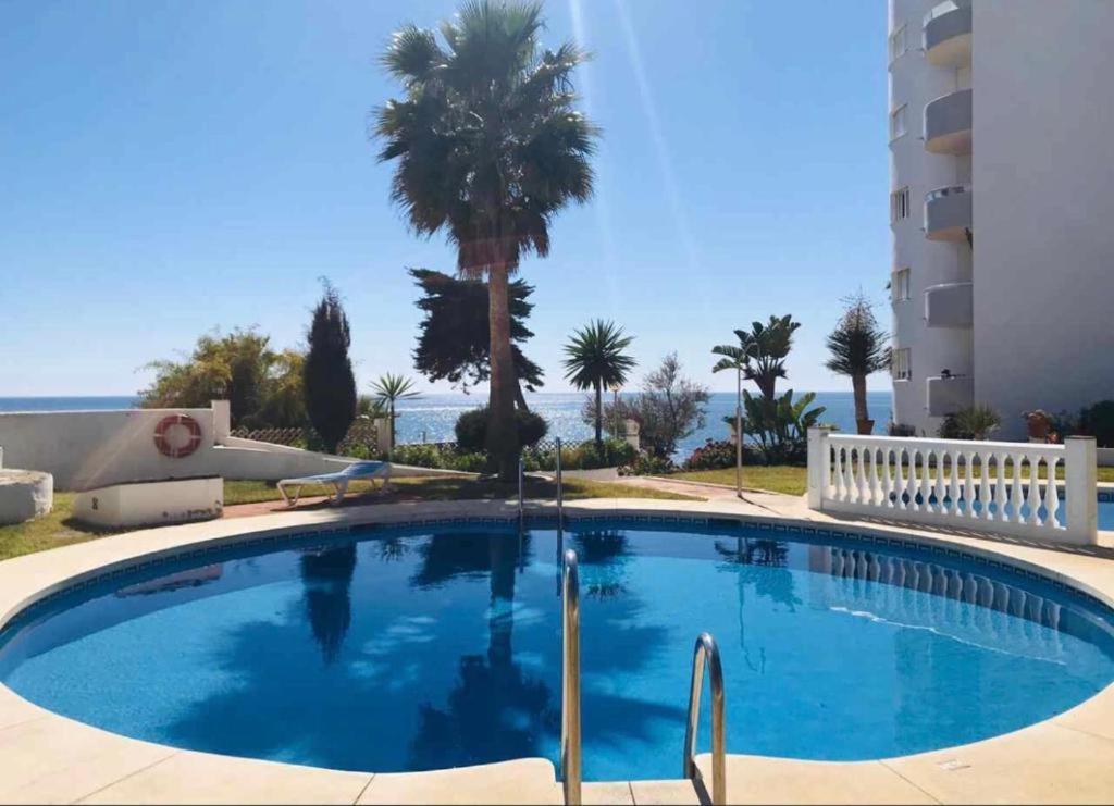 Apartment On Beach Mijas Ситио-де-Калаонда Экстерьер фото